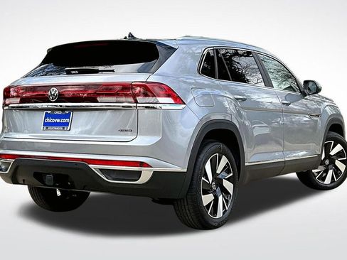 New 2025 Volkswagen Atlas Cross Sport SEL image 10