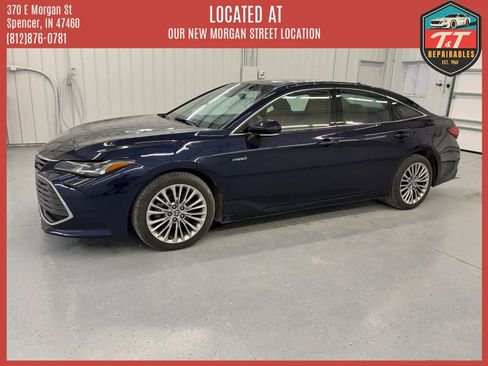 Used 2021 Toyota Avalon Limited w/ Advanced Safety Package FWD image 13