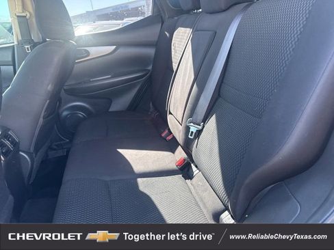 Used 2018 Nissan Rogue Sport S w/ S Appearance Package image 5