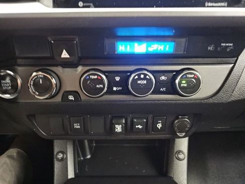 Certified 2023 Toyota Tacoma TRD Off-Road AWD/4WD image 23