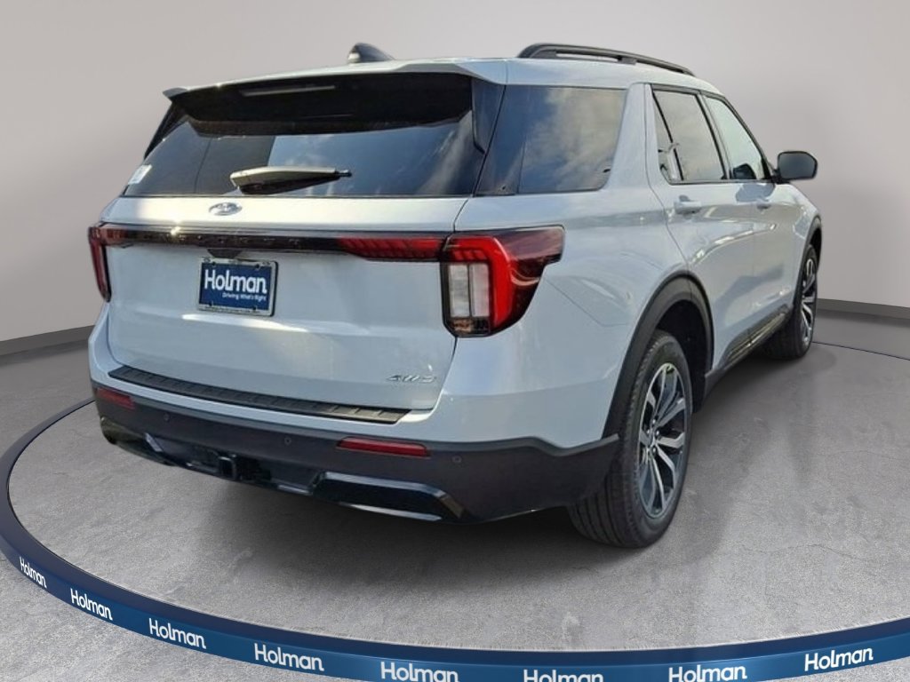 New 2026 Ford Explorer ST-Line AWD/4WD image 4
