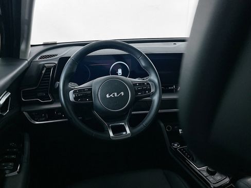 Used 2025 Kia Sportage SX image 18