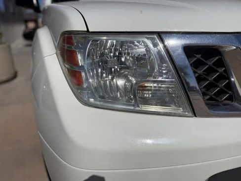 Used 2017 Nissan Frontier SV RWD image 18