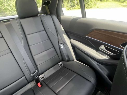 Certified 2025 Mercedes-Benz GLE 350 4MATIC image 36