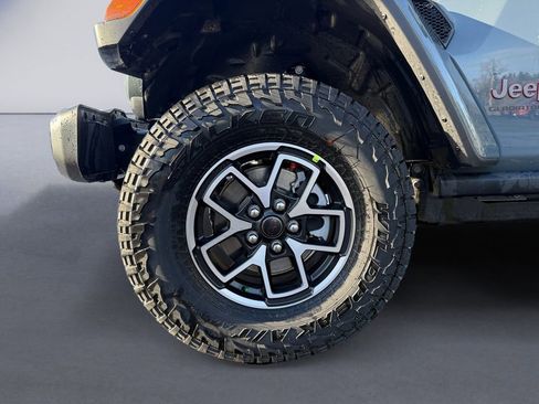 New 2026 Jeep Gladiator Rubicon w/ Steel Power Dome Hood Package image 9