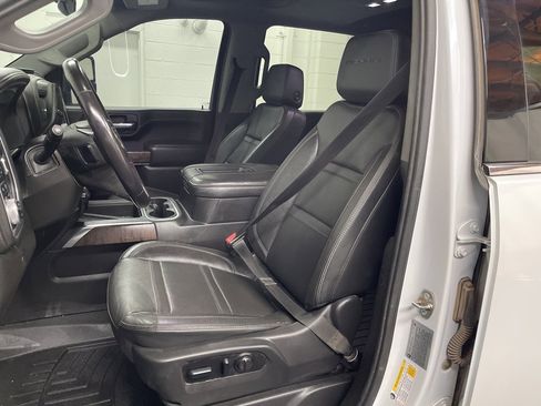 Used 2022 GMC Sierra 3500 Denali image 21