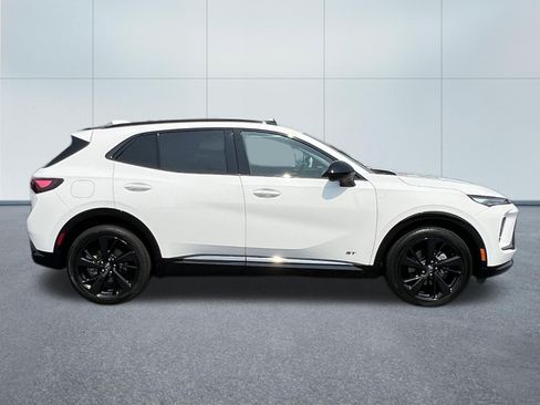 Used 2025 Buick Envision Sport Touring AWD/4WD image 7