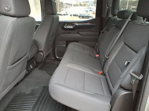 Certified 2025 GMC Sierra 1500 Elevation image 12