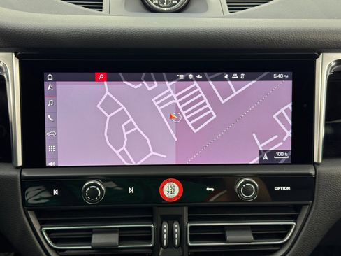 Used 2023 Porsche Macan image 24