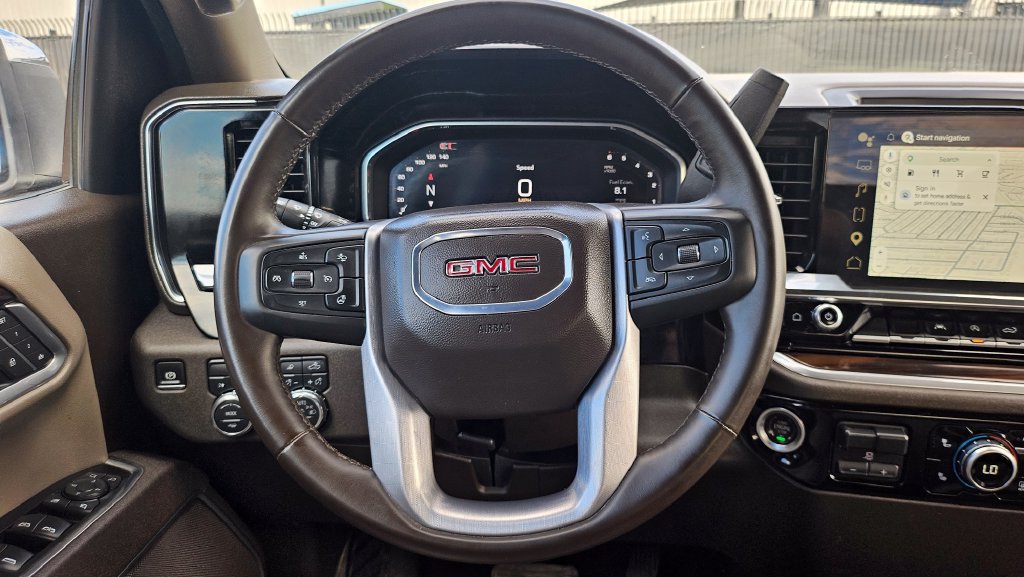 Used 2025 GMC Sierra 1500 SLT AWD/4WD image 29