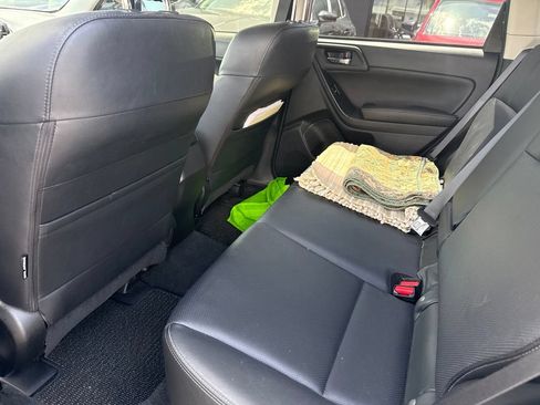Used 2014 Subaru Forester 2.5i Limited AWD/4WD image 10