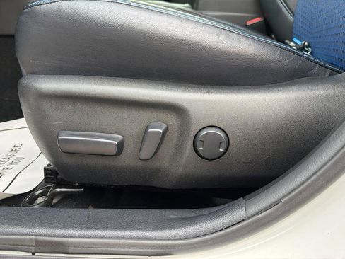 Used 2016 Toyota Camry SE image 23