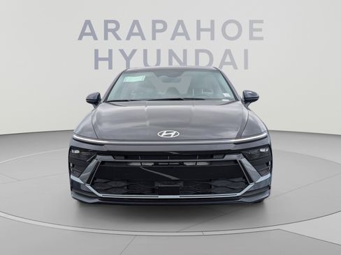 Used 2025 Hyundai Sonata SE FWD image 8