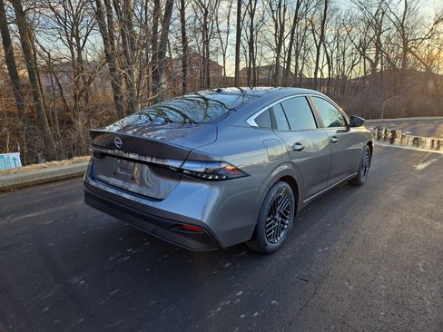 New 2026 Nissan Sentra SV w/ SV Convenience Package image 3