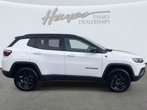 Used 2023 Jeep Compass Trailhawk w/ Trailer Tow Group image 4