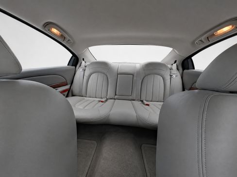 Used 2004 Chrysler 300M FWD image 14