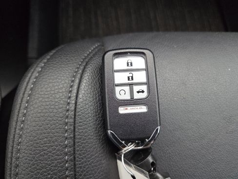 Used 2025 Honda Odyssey EX-L image 37