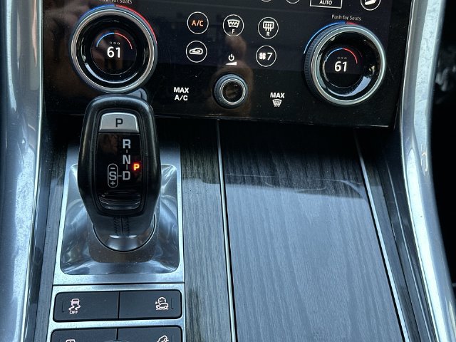 Used 2019 Land Rover Range Rover Sport Supercharged AWD/4WD image 31