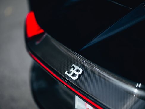 Used 2020 Bugatti Chiron image 51