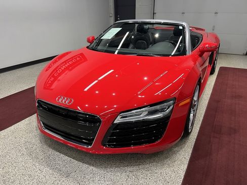 Used 2014 Audi R8 V8 image 6