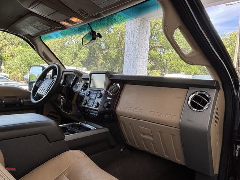 Used 2015 Ford F350 Lariat w/ Lariat Interior Package AWD/4WD image 31