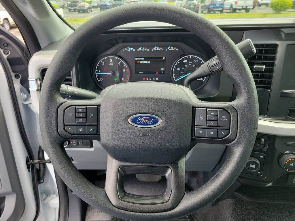 New 2026 Ford F550 4x4 Regular Cab Super Duty image 19