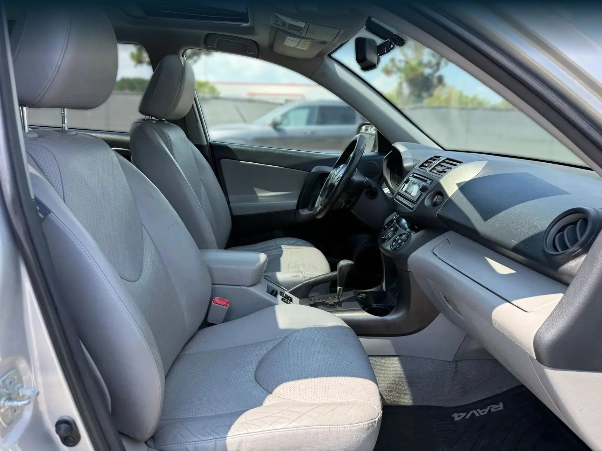 Used 2012 Toyota RAV4 Limited w/ Premium Plus Value Pkg AWD/4WD image 18