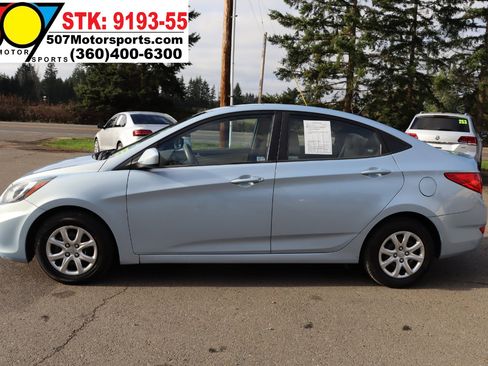 Used 2013 Hyundai Accent GLS image 4