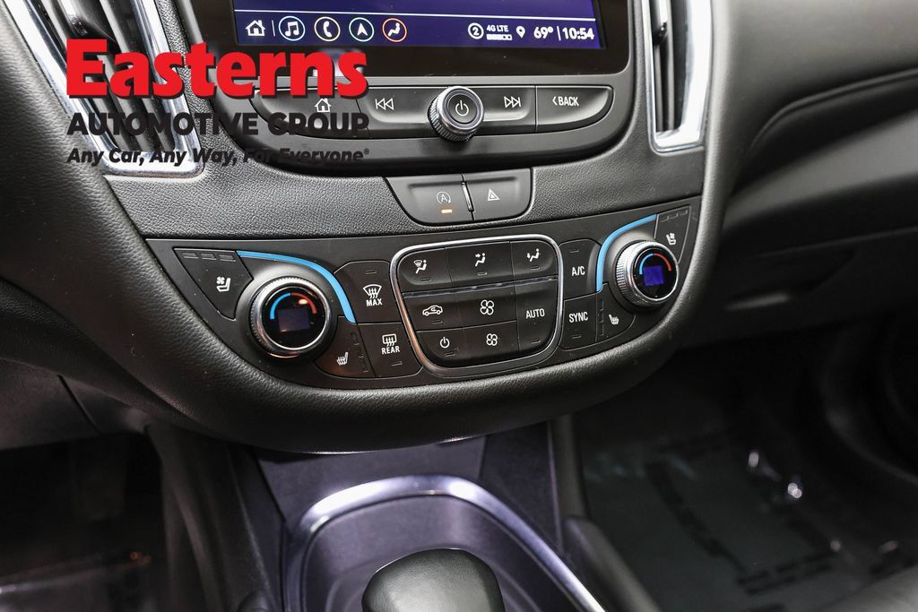 Used 2024 Chevrolet Malibu LT FWD image 22
