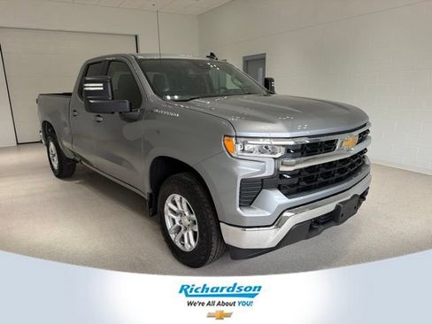 Certified 2025 Chevrolet Silverado 1500 LT w/ Max Trailering Package AWD/4WD image 1