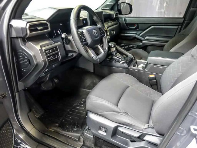 Used 2024 Toyota Tacoma SR5 AWD/4WD image 13