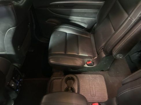 Used 2020 Dodge Durango R/T w/ Blacktop Package AWD/4WD image 38