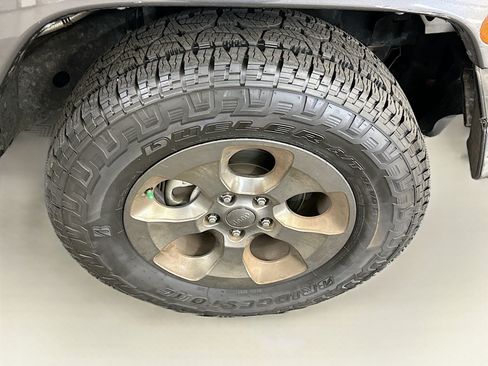 Used 2017 Jeep Wrangler Unlimited Sport AWD/4WD image 35