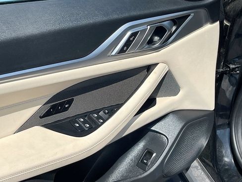 Used 2025 BMW i4 eDrive40 w/ Premium Package RWD image 18