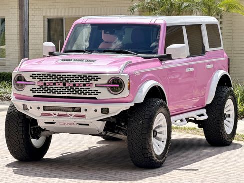 Used 2025 Ford Bronco Outer Banks AWD/4WD image 38