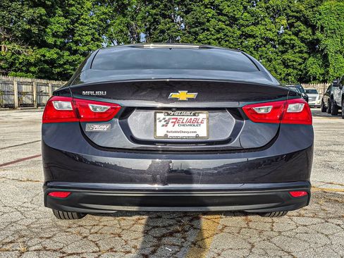 Used 2022 Chevrolet Malibu LS FWD image 5