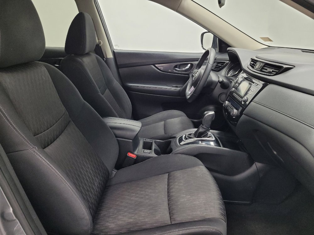 Used 2017 Nissan Rogue SV FWD image 21