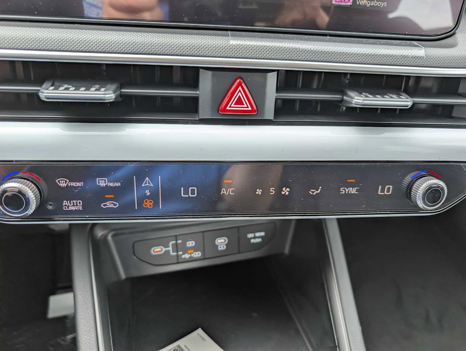 New 2026 Kia K5 LXS FWD image 25