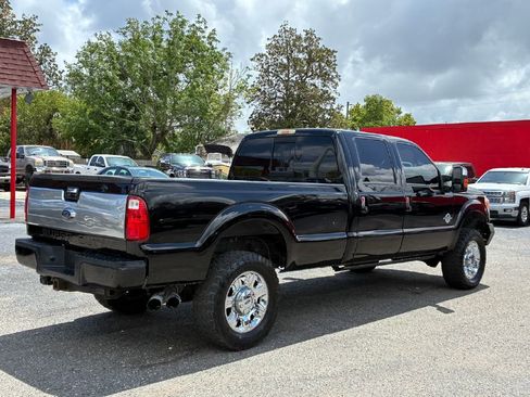 Used 2016 Ford F350 Platinum image 6