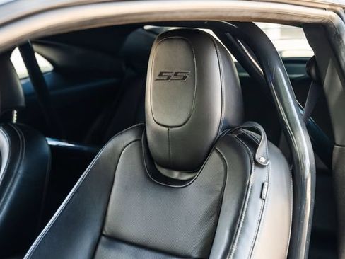 Used 2010 Chevrolet Camaro SS w/ RS Package RWD image 25