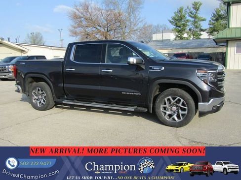 Certified 2024 GMC Sierra 1500 SLT w/ SLT Premium Package image 3