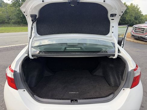 Used 2014 Toyota Corolla S FWD image 29