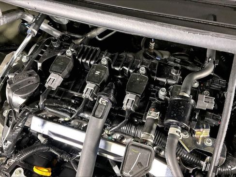 New 2025 Nissan Versa S w/ Trunk Package image 32