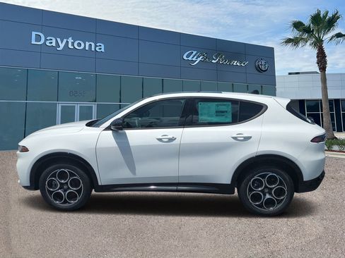 New 2025 Alfa Romeo Tonale image 6