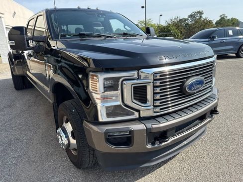 Used 2022 Ford F350 King Ranch w/ King Ranch Ultimate Package AWD/4WD image 18