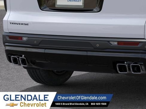New 2026 Chevrolet Traverse LT w/ Midnight/Sport Edition FWD image 14