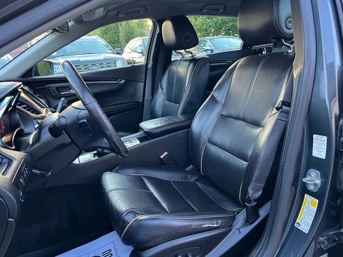 Used 2015 Chevrolet Impala LTZ FWD image 11