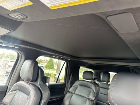 New 2025 Lincoln Navigator Black Label image 33