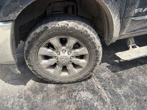 Used 2022 RAM 2500 Limited AWD/4WD image 12