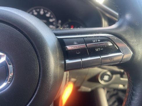 Used 2020 MAZDA MAZDA3 Premium Package w/ Appearance Package image 8